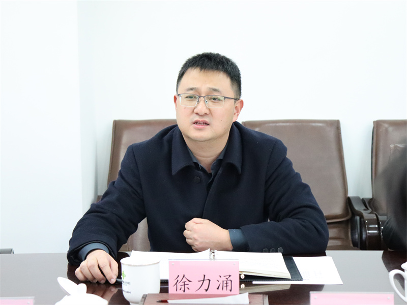 楊武秀會見萬源市委常委、副市長徐力涌一行