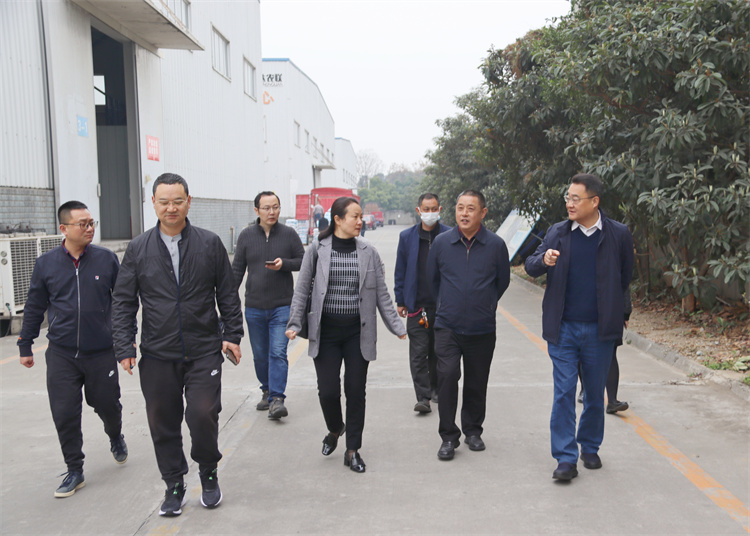 鄧華帶隊赴龍泉、資中調(diào)研